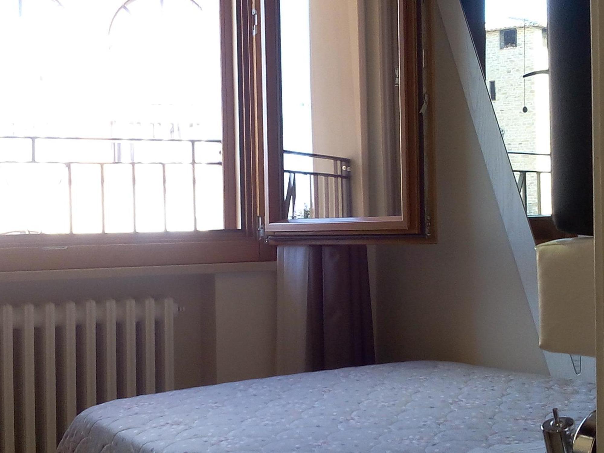 Albergo Diffuso - Il Poggetto Tra Urbino & San Marino 客房 照片