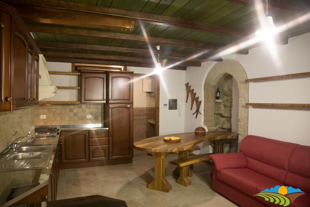 Albergo Diffuso - Il Poggetto Tra Urbino & San Marino 客房 照片